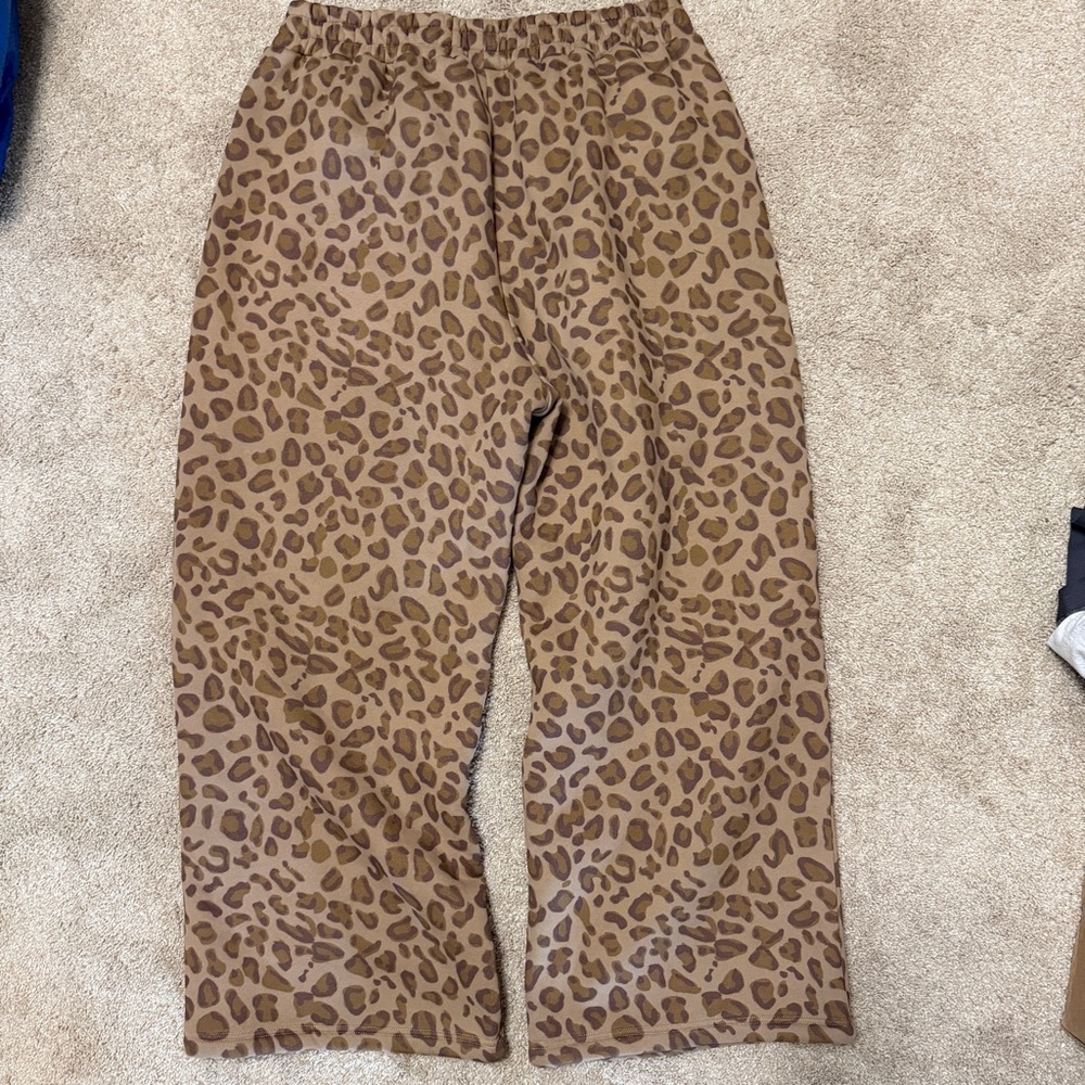 Comfrt Minimalist Straight Leg Sweats. Limited Edition Brown Leopard 2XL - Picture 3 of 7